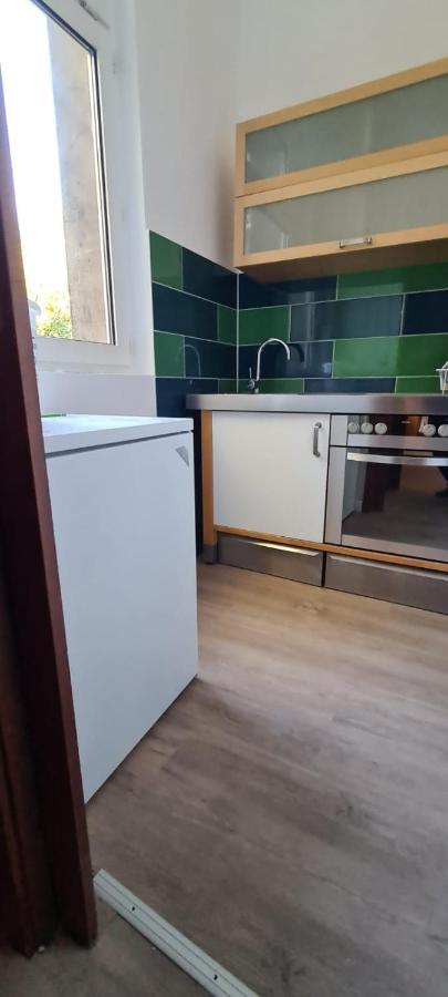 오버하우젠 Buedchen Am Rathaus-Parkplatz-Bett Und Schlafcouch-Eg-Netflix- 아파트 외부 사진